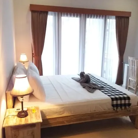 Candra Surf Homestay Canggu  Exterior photo